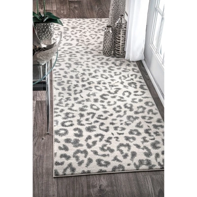 NuLOOM Annette Modern Leopard Print Area Rug 1 NuLOOM Annette Modern Leopard Print Area Rug