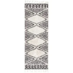 NuLOOM Cassia Moroccan Diamond Shaggy Tassel Area Rug -Home Decor GUEST 344868b4 29a6 4f50 9d89 29f52f5b20fc