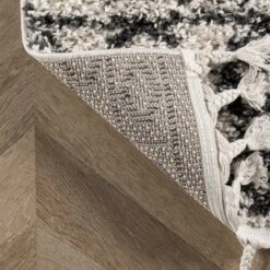 NuLOOM Cassia Moroccan Diamond Shaggy Tassel Area Rug -Home Decor GUEST 36d707d2 7c69 4c1e 9bda 549d2c5147fb