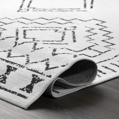 NuLOOM Noa Machine Washable Moroccan Area Rug 3 NuLOOM Noa Machine Washable Moroccan Area Rug - Image 3