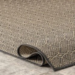 NuLOOM Margo Aztec Diamonds Indoor And Outdoor Area Rug -Home Decor GUEST ac1a90b4 5f8f 4d02 9f8a ca92c69a68aa
