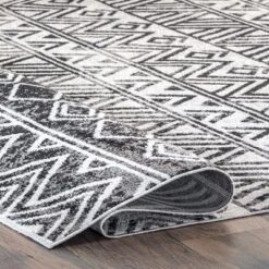 NuLOOM Lucci Machine Washable Aztec Area Rug 12 NuLOOM Lucci Machine Washable Aztec Area Rug -Home Decor GUEST e7f15c9f 0378 4905 a92b 565613c6fb1f