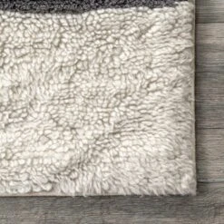 Lauren Liess X RugsUSA - Striped Wool Machine Washable Area Rug -Home Decor GUEST f28c0aa0 6d76 4a5a a6d7 2068c8e54aab